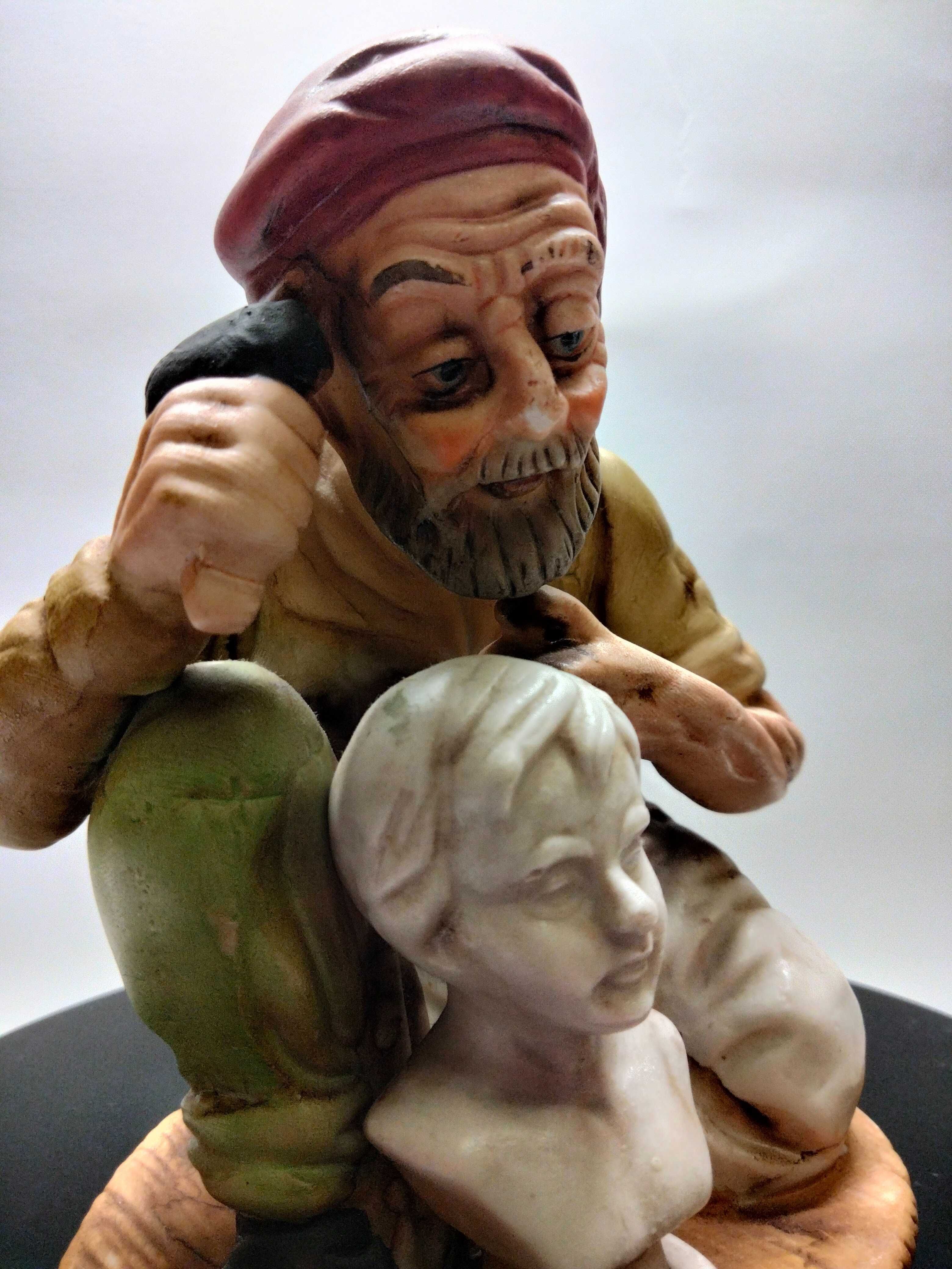 Włoska porcelana figura Rzeźbiarz- stan idealny