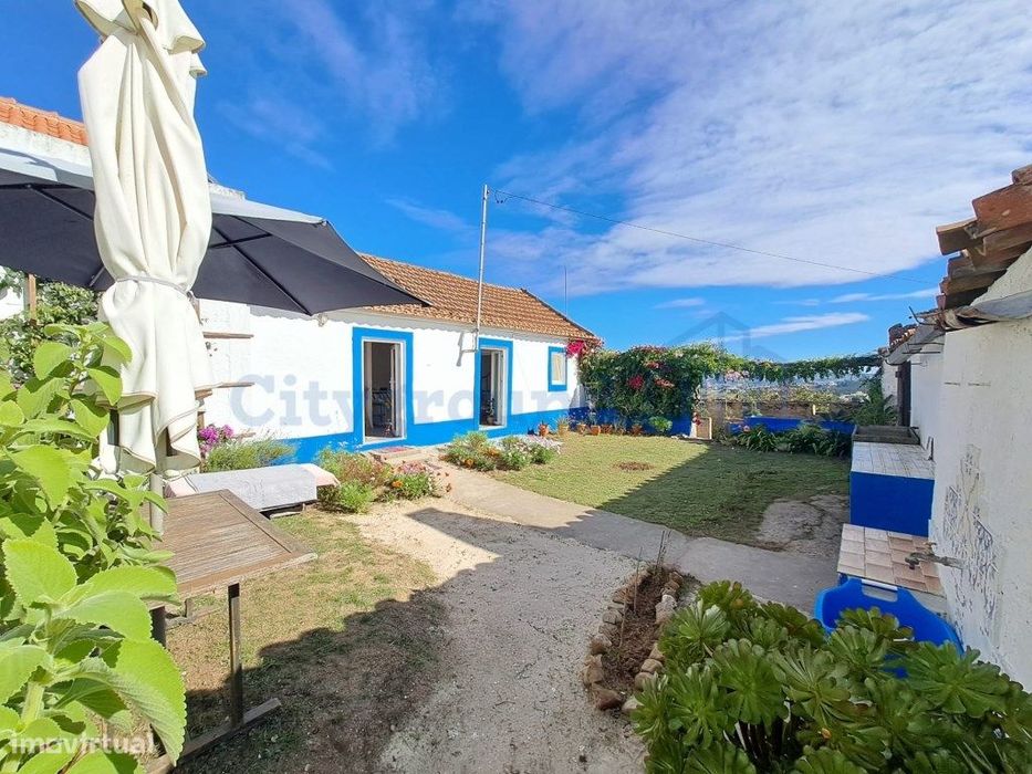 Moradia Rústica em Terreno Urbano