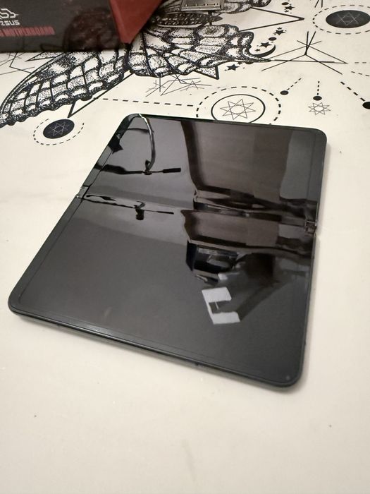 Google Pixel Fold 256GB stan bardzo dobry, sprzęt klasy premium