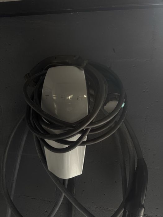 Wall connector Tesla 32a