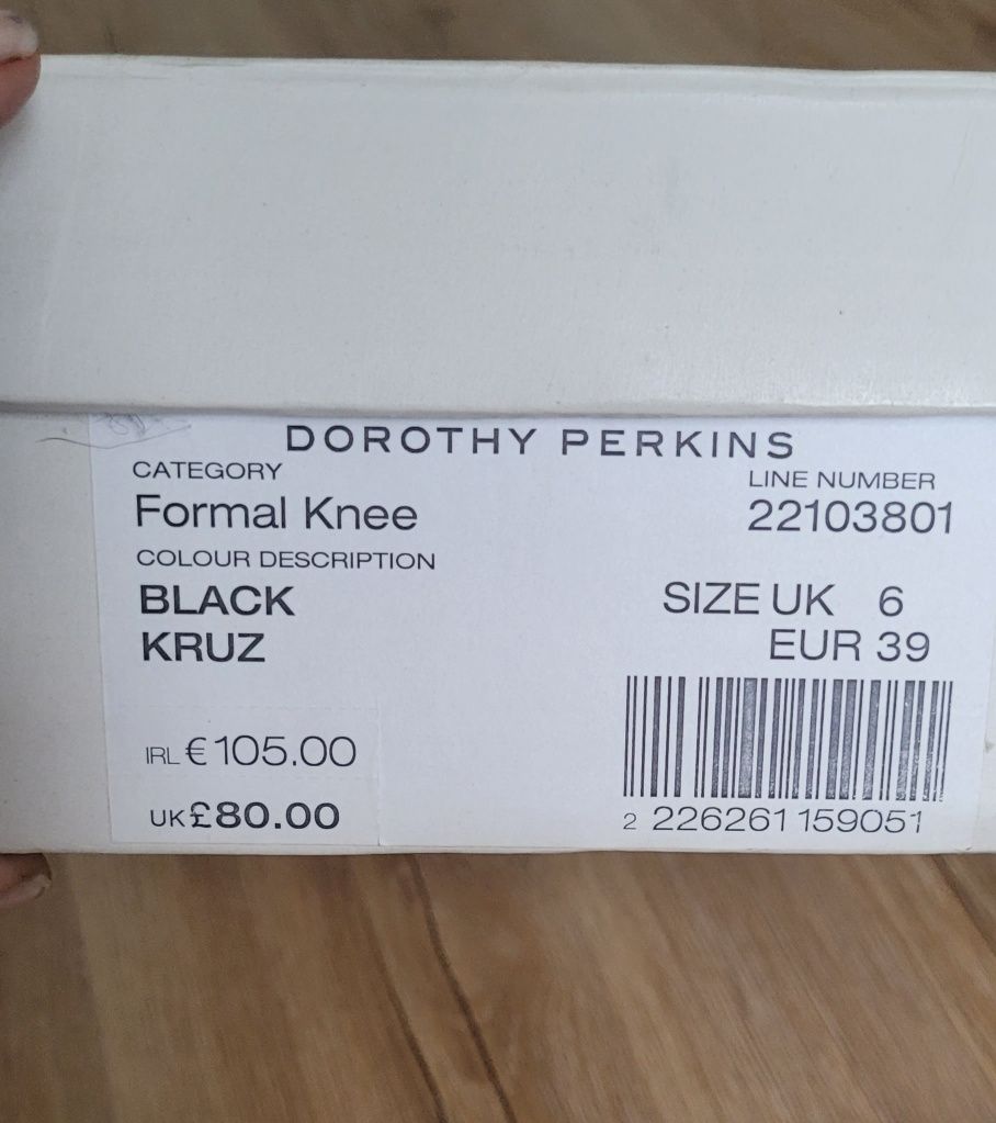 Kozaki , oficerki Dorothy Perkins