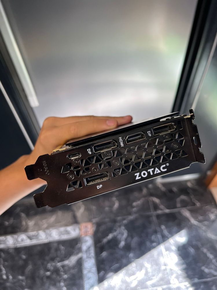 Placa Grafica Gerfoce GTX 2080TI