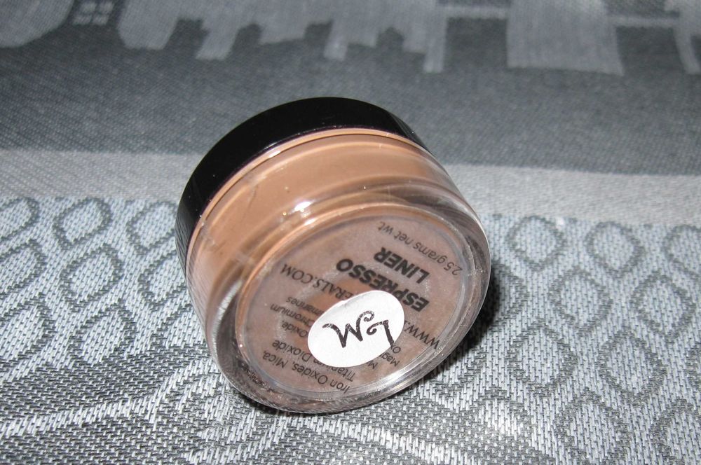 Lucy Minerals / Eyeliner / Espresso / 2.5 g Duży / USA