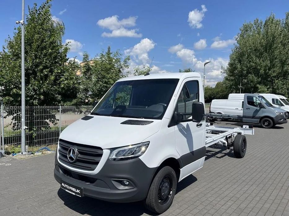 Mercedes-Benz Sprinter  Sprinter Rama 315 (150 KM) długi 4325mm Facelift PRO automat LED