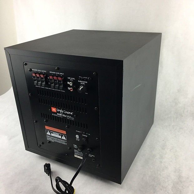 Subwoofer JBL activo