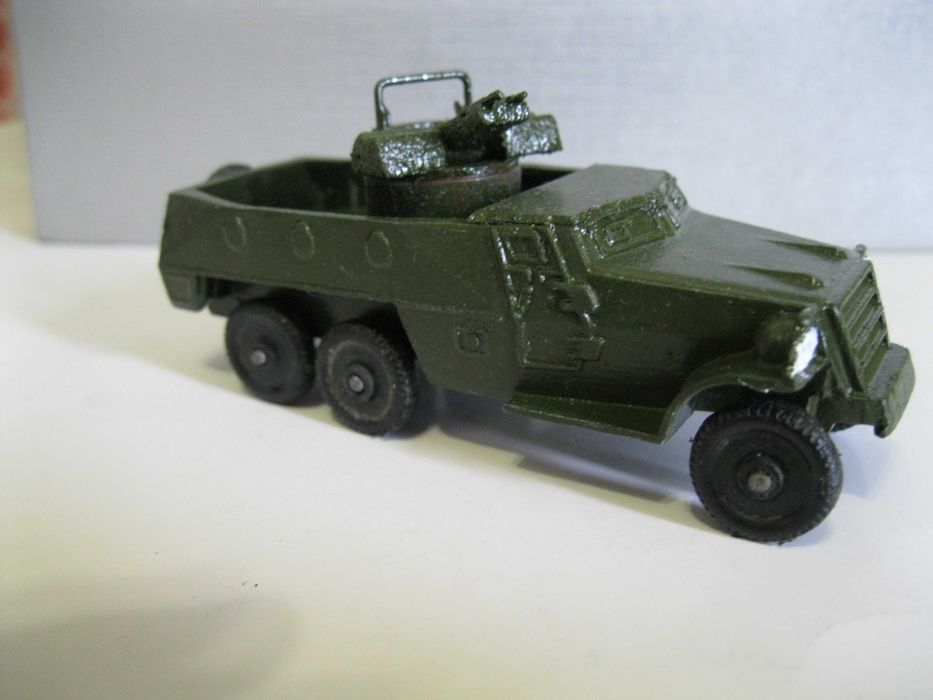 Зенитная самоходная установка БТР-152А из серии военная техника СССР