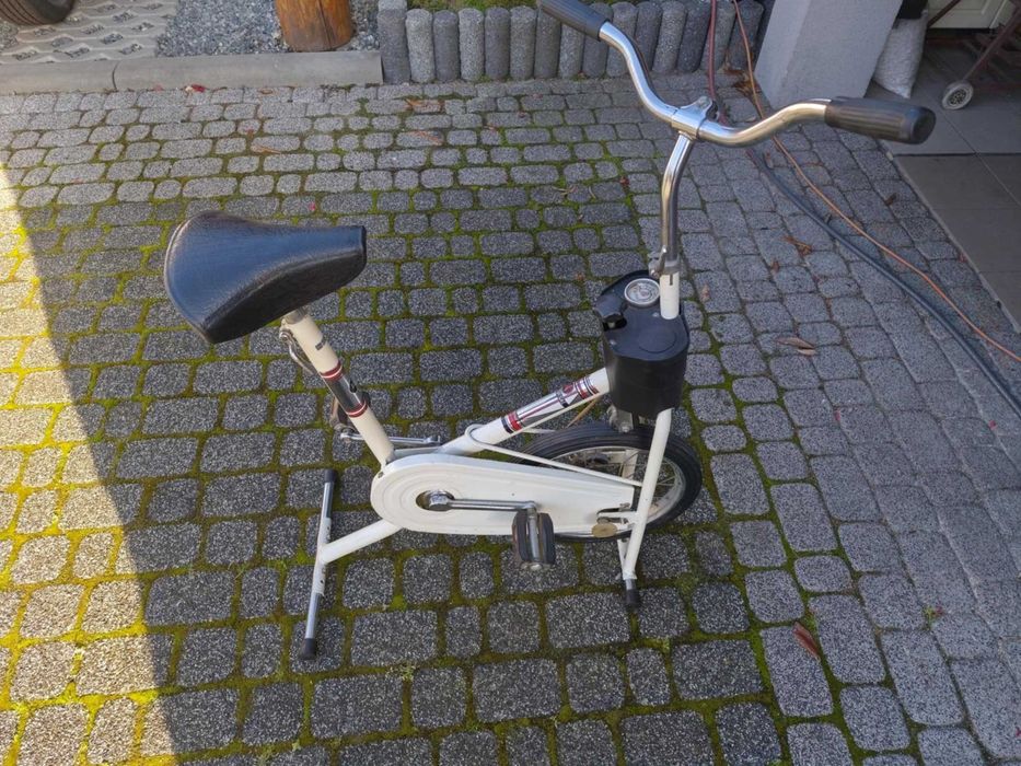 Rower stacjonarny Uniwersal