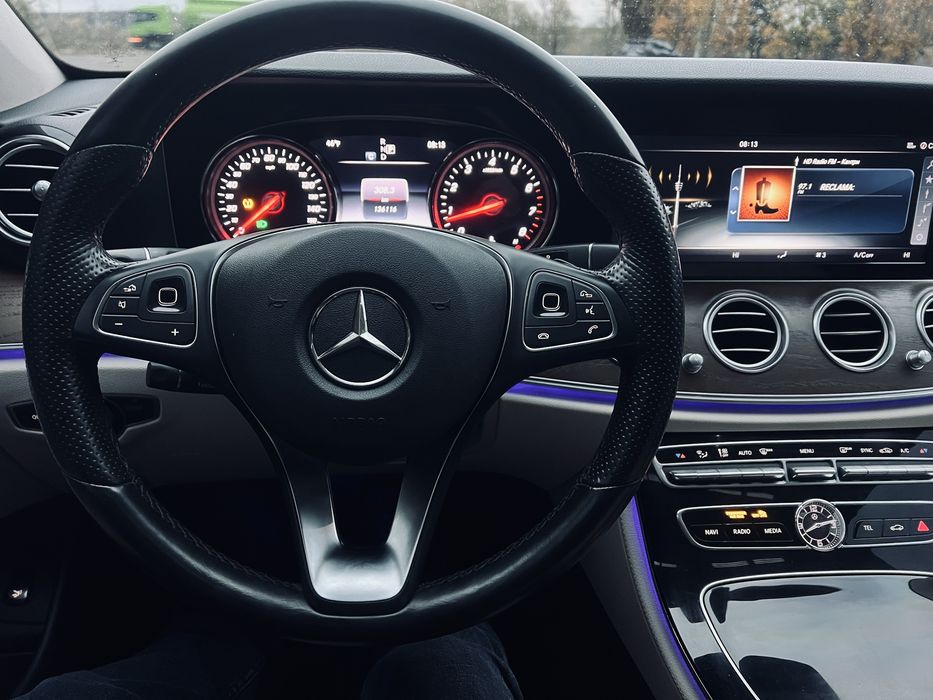 Продам Mercedes-Benz E300