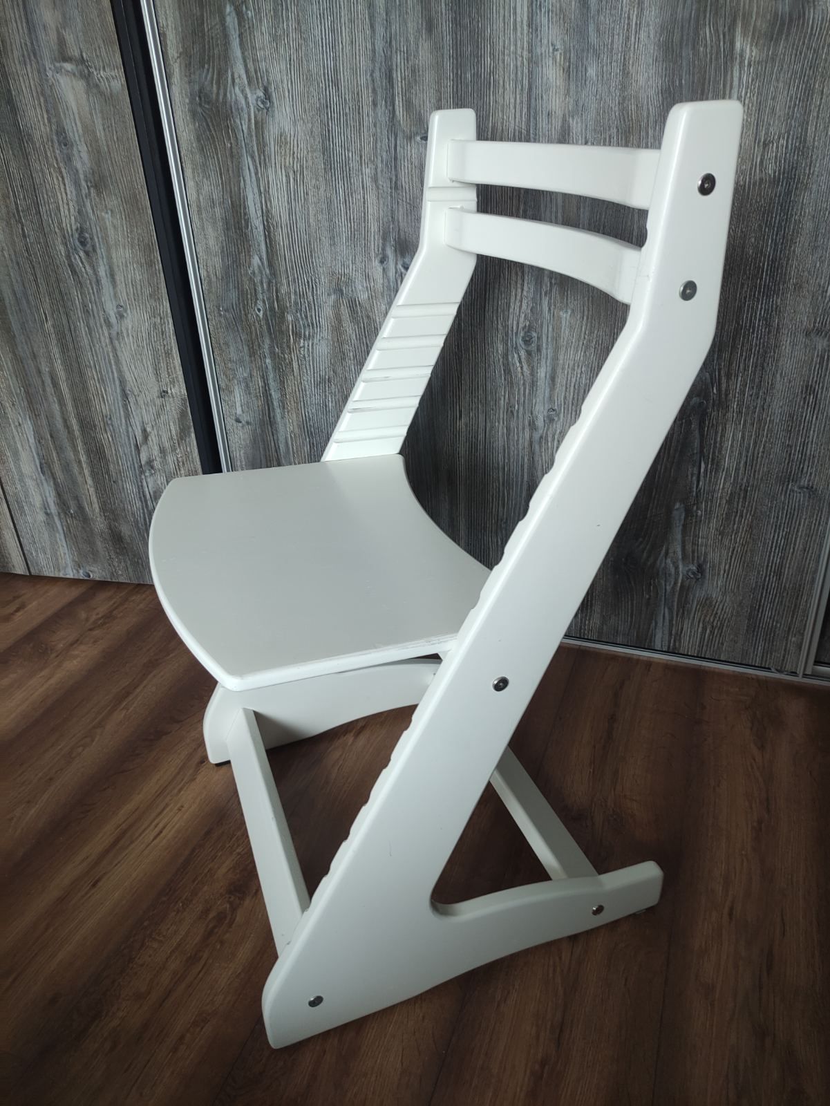 Krzesło dla dziecka do biurka wielofunkcyjne