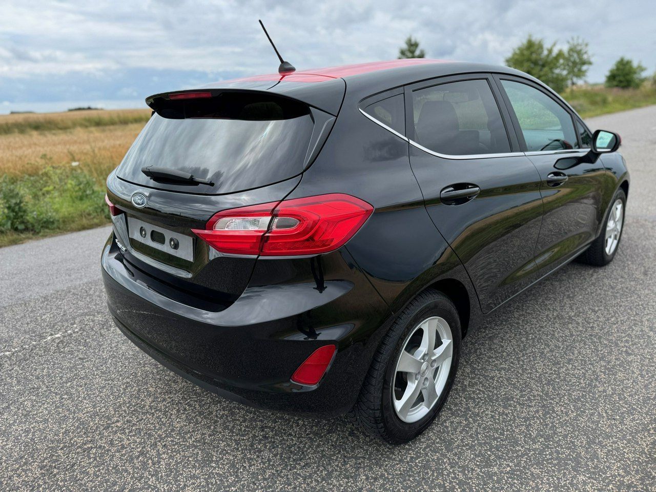 Ford Fiesta !!! TITANIUM !!! 100 PS !!!