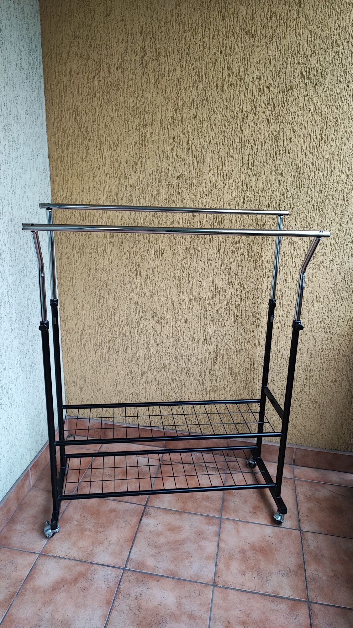 Wieszak regulowany stojak na ubrania podwójny