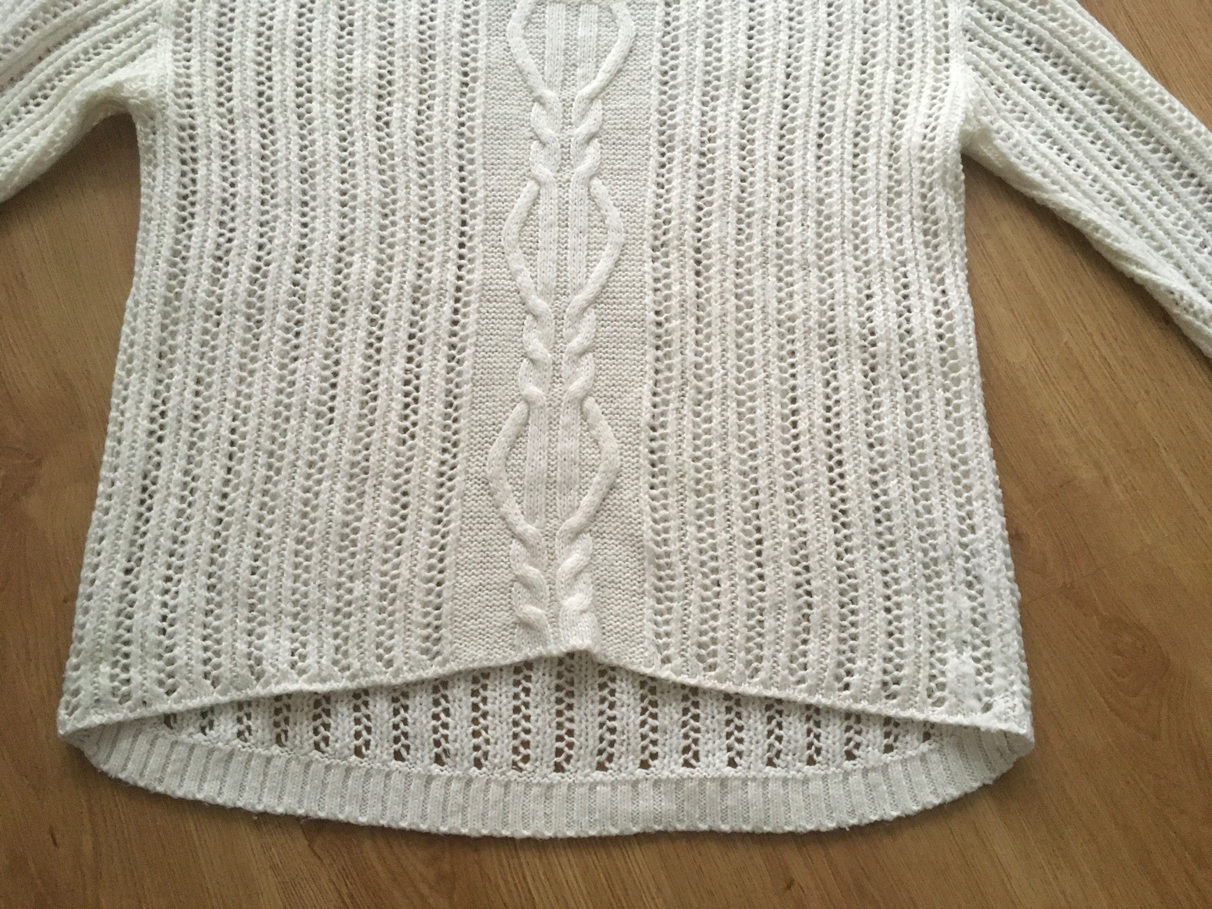 Sweter damski ecru luźny splot 38/M
