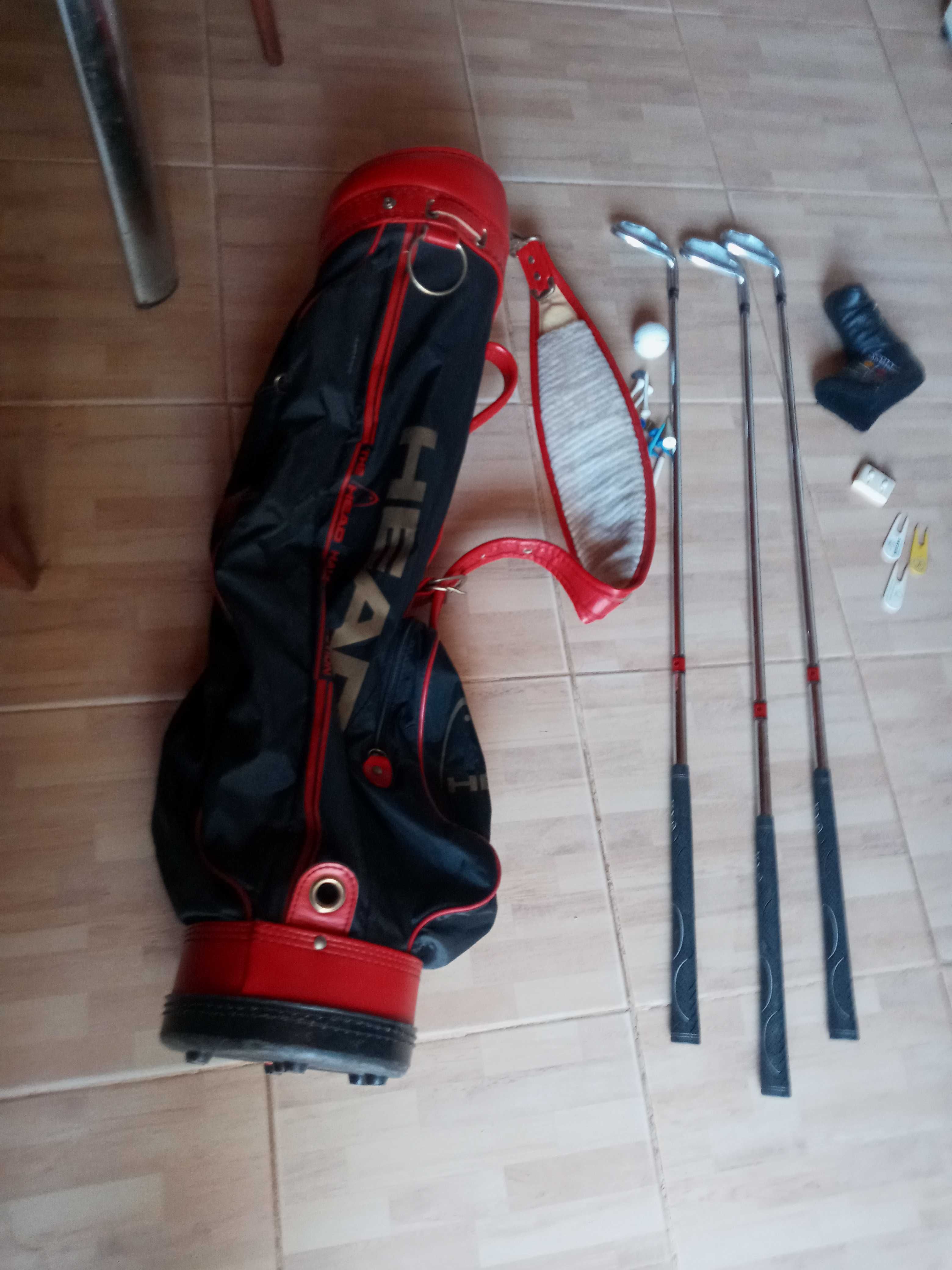 Saco de golf muita qualidade c 3 tacos e acessorios