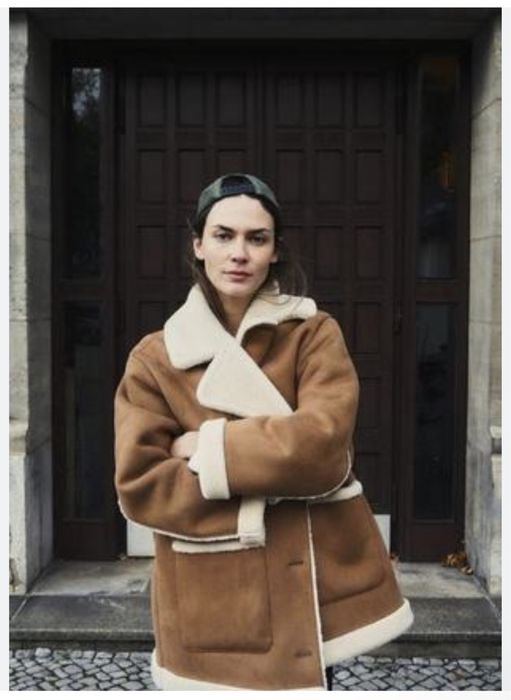 Жіноча дублянка Zara