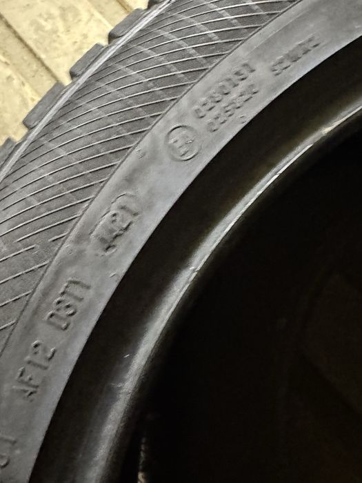 Continental 255/45/20