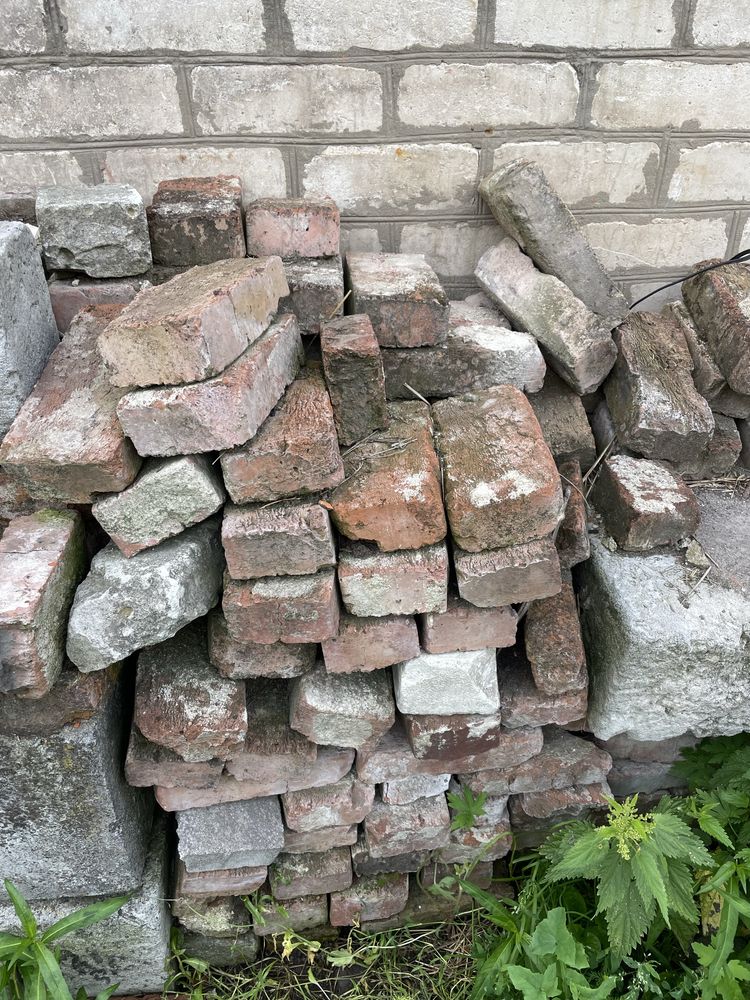Цегла , кірпіч вогнестійкий