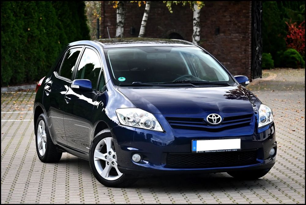 Toyota Auris LIFT 1.6i 132KM SOL Klimatronic Parktronic ALU 1Właś Serwis zNiemiec!