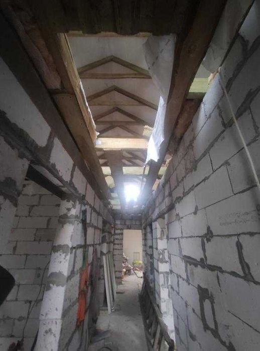 Продам новый дом в центре пос. Бабаи