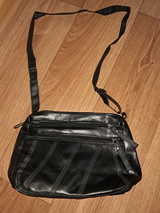 Жіноча сумка чорна