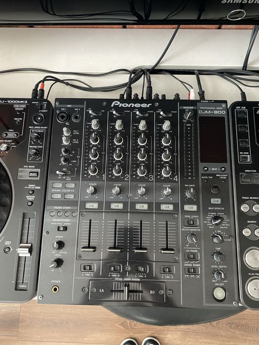 Sprzedam Mixer Pioneer  DJM-800 i 2 CD playery