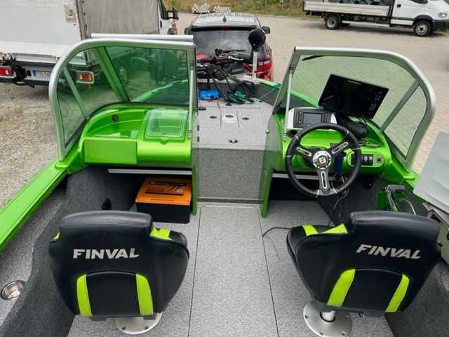 Łódź wędkarska Finval 505 + Evinrude 150 hp  DOPOSAŻONA