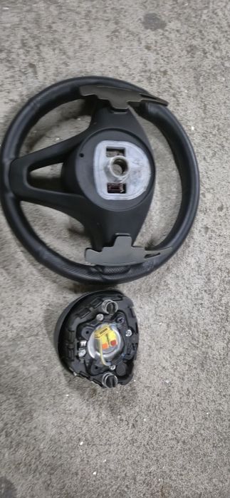 Volante e material mercedes c 180d w205