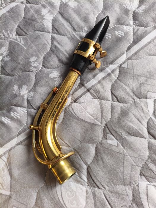 Продам саксофон  альт американець