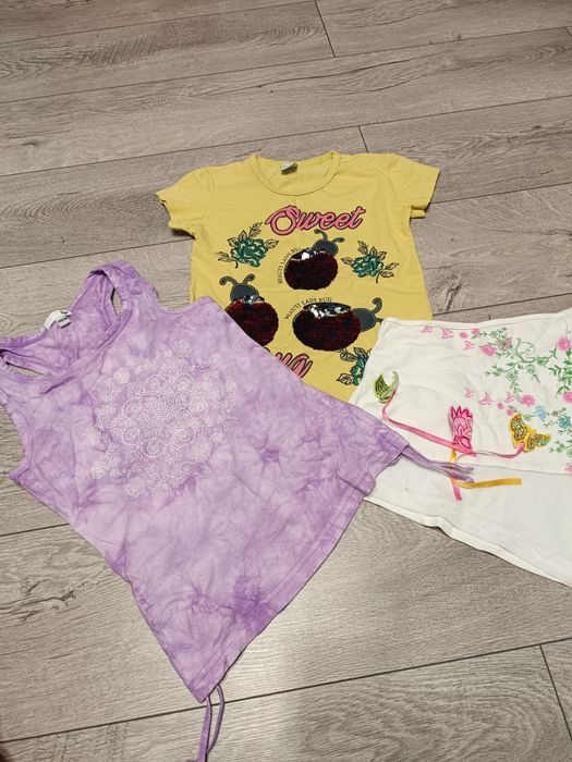 Дуже великий пакунок речей на зріст 128-134