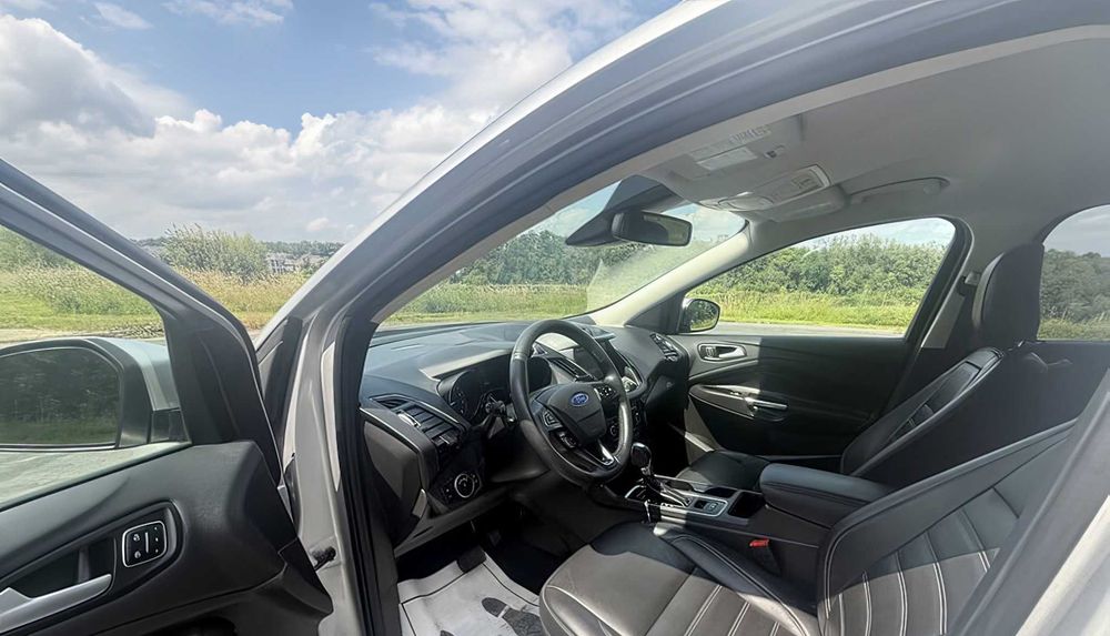 Ford Escape Titanium      2018