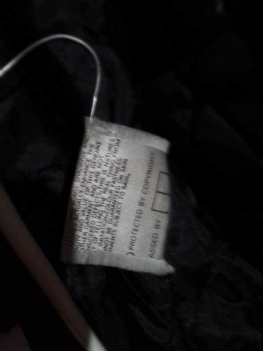 Косухи кожані на синтопоні.майже нові.