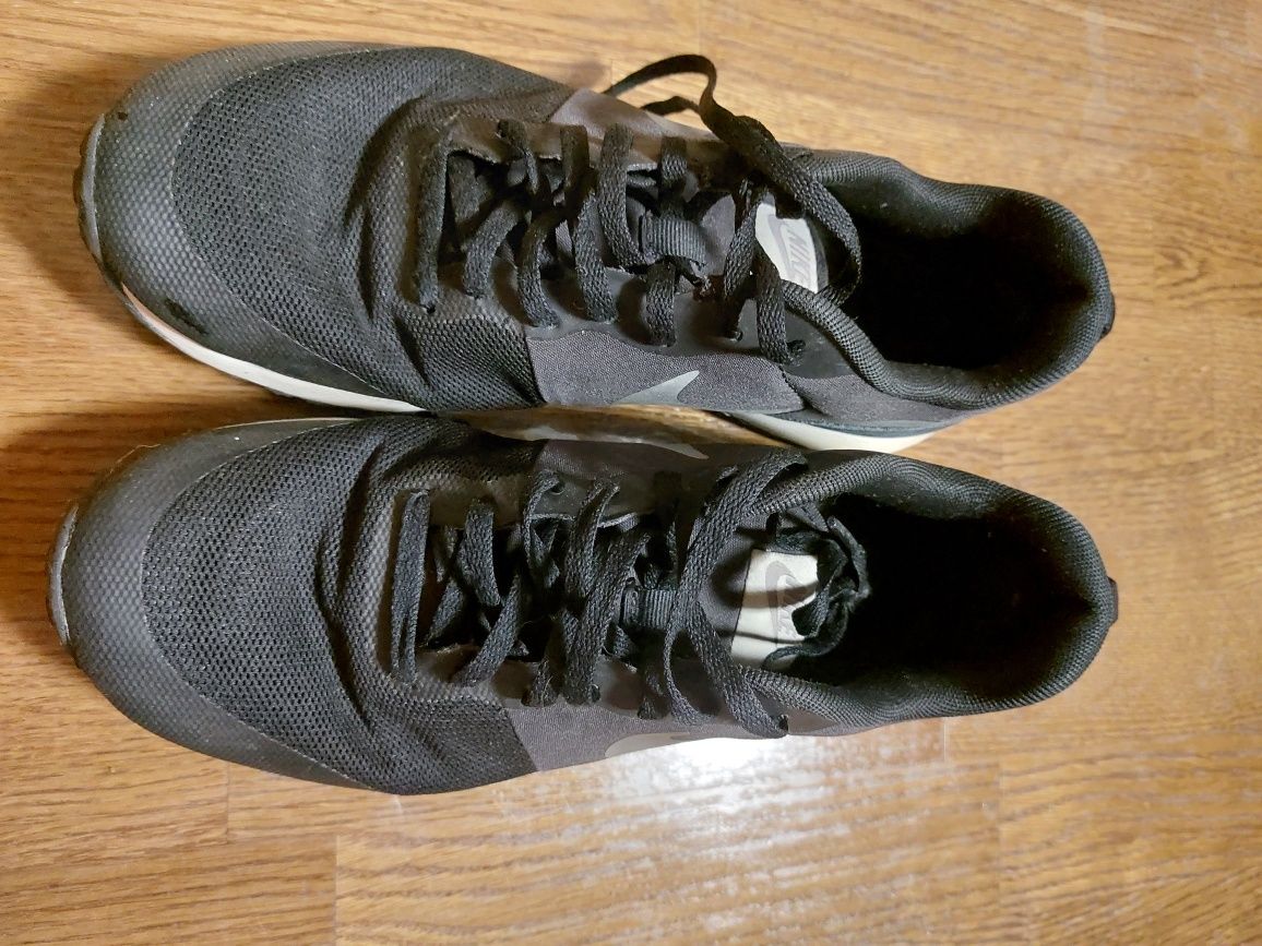Кросівки  кросівки NIKE