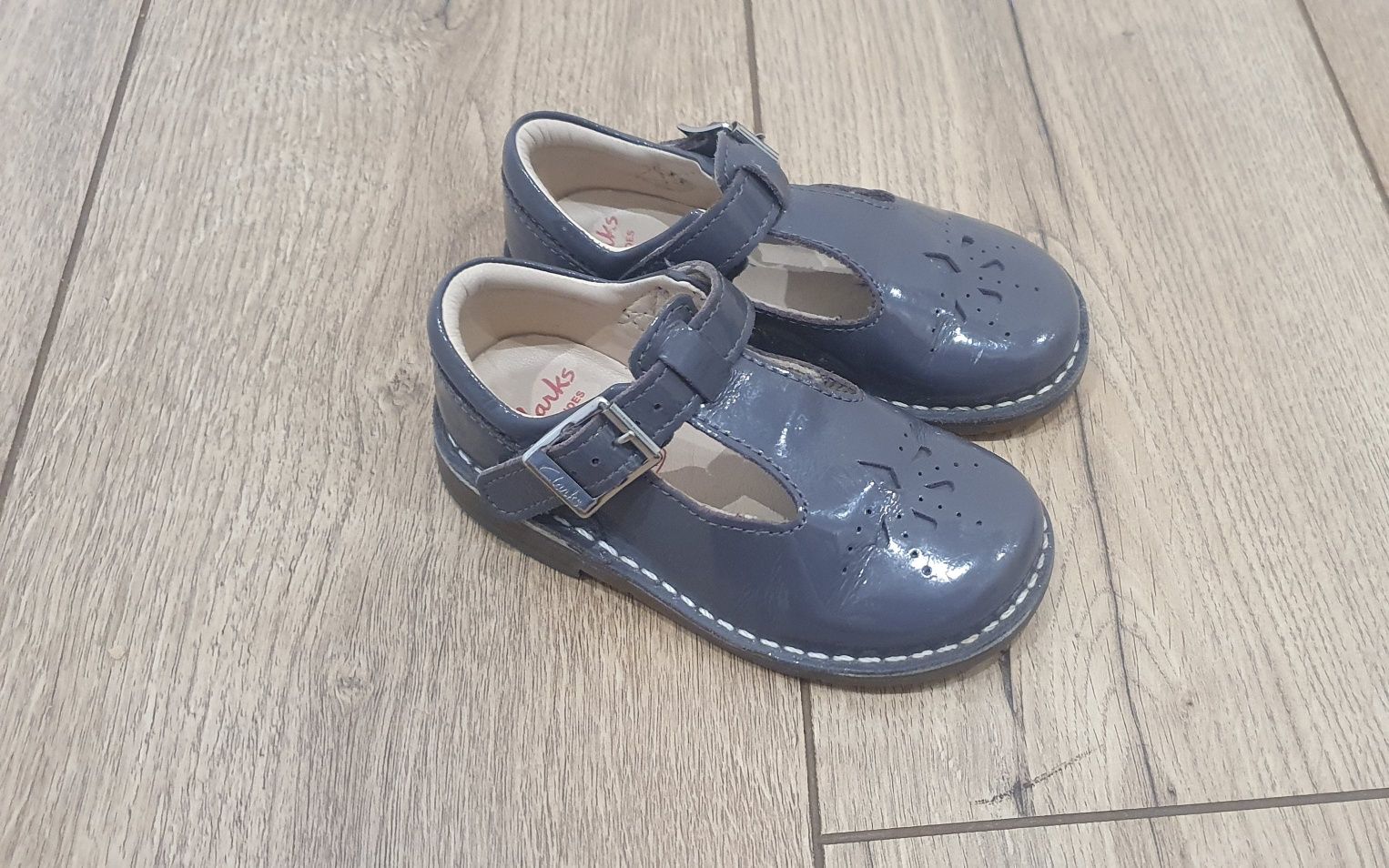 Buciki skórzane clarks rozm.22,5  (14.5cm)