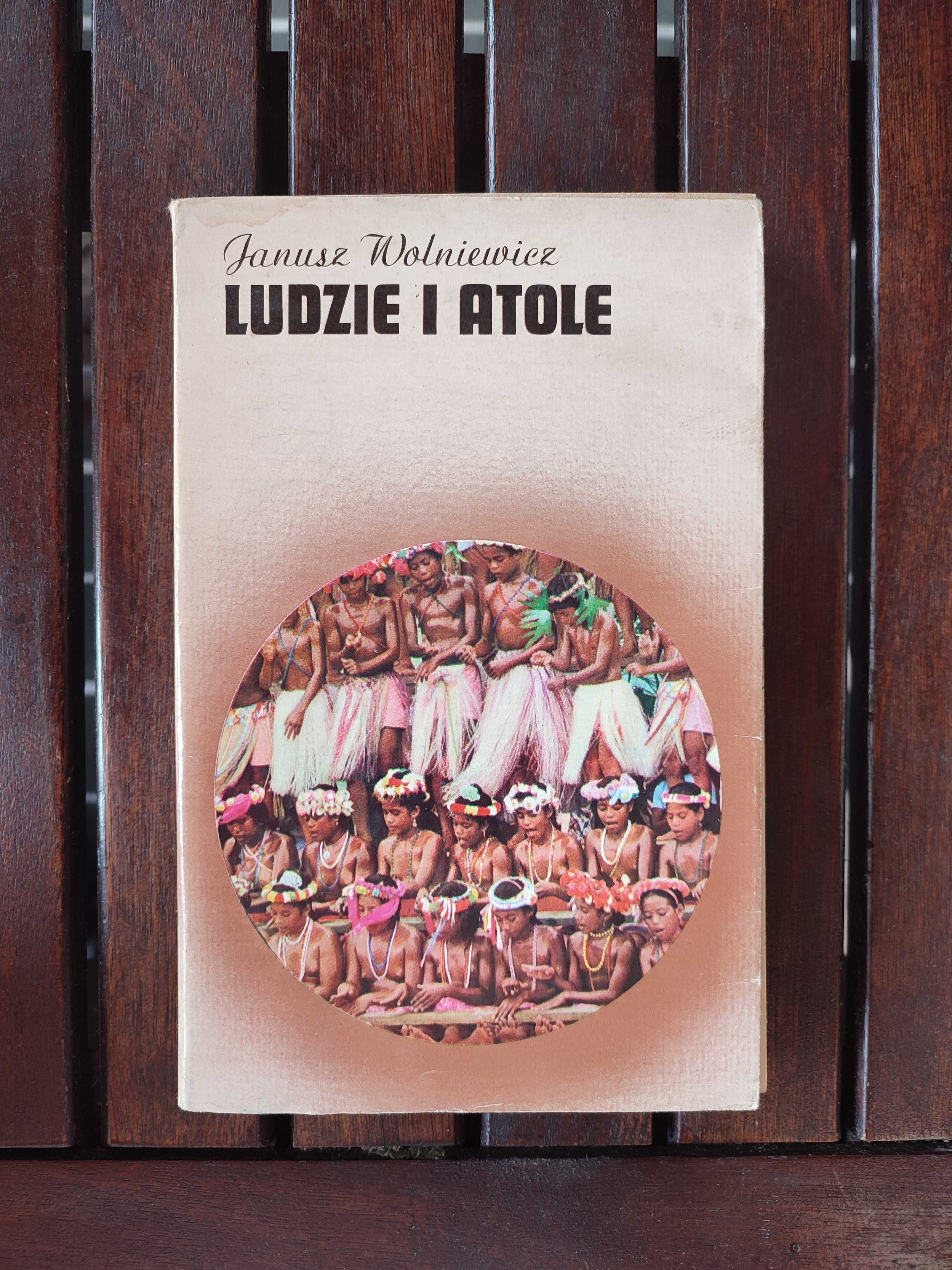Ludzie i Atole Wolniewicz