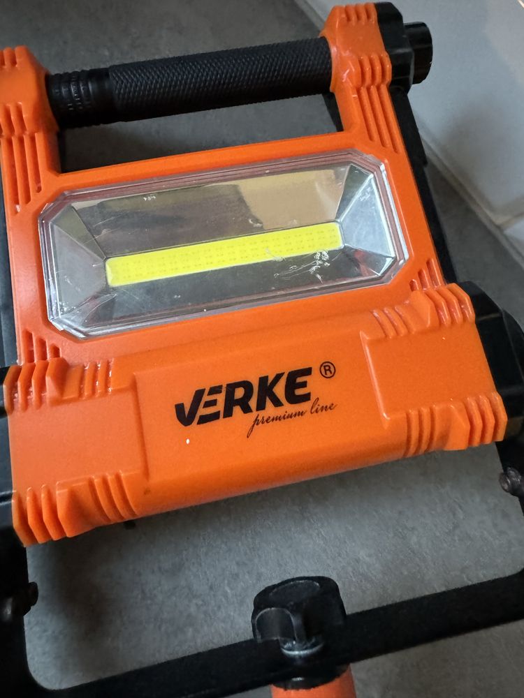 Lampa LED 20W VERKE premium line, + statyw