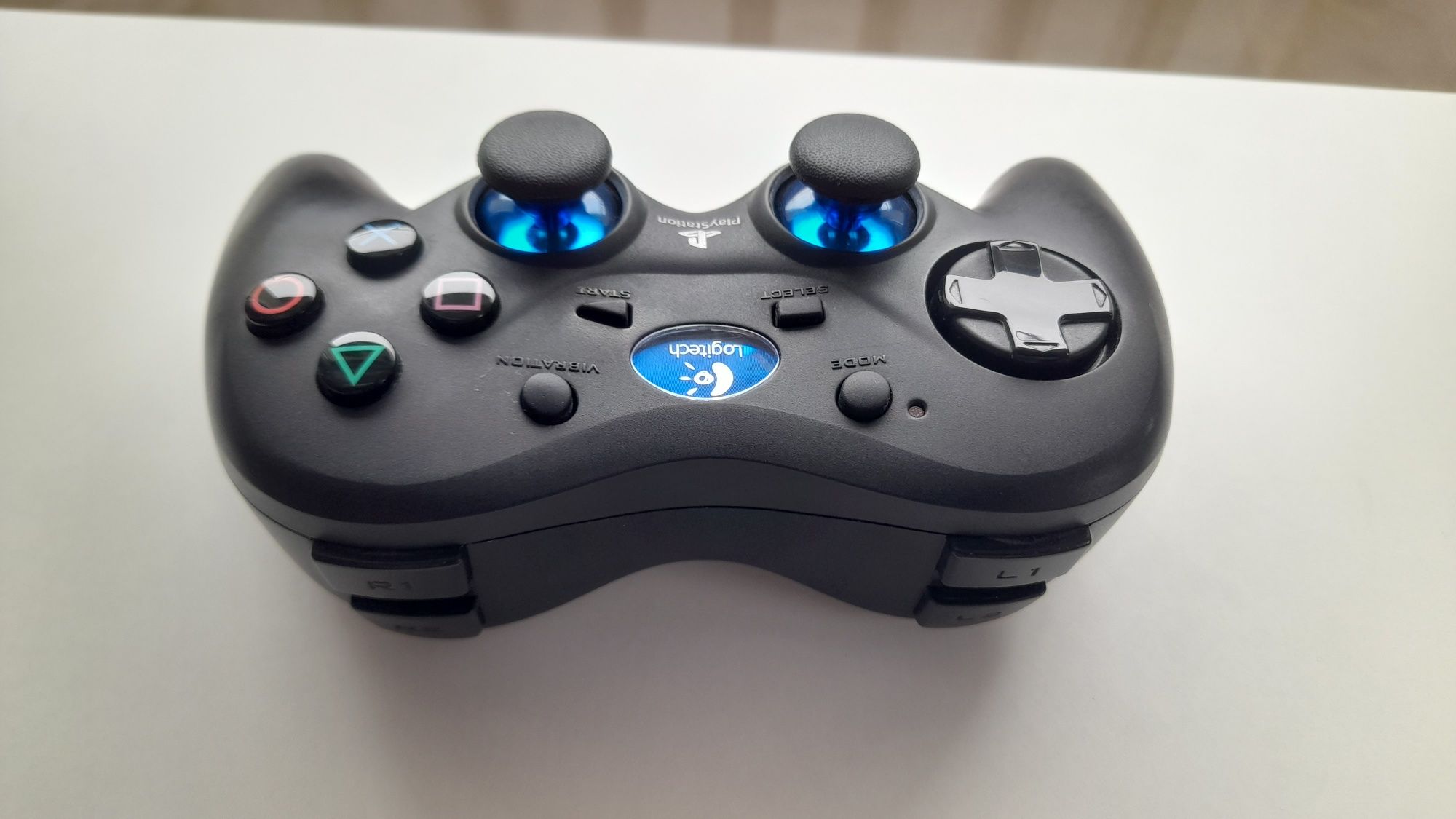 PS2 Logitech Cordless Action Controller (bezprzewodowy)