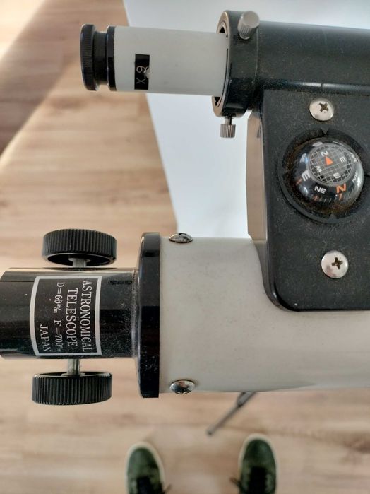 Vendo Telescópio com todos os acessórios/lentes