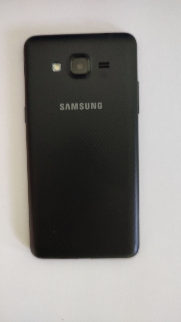 Телефон Samsung j 2 prime