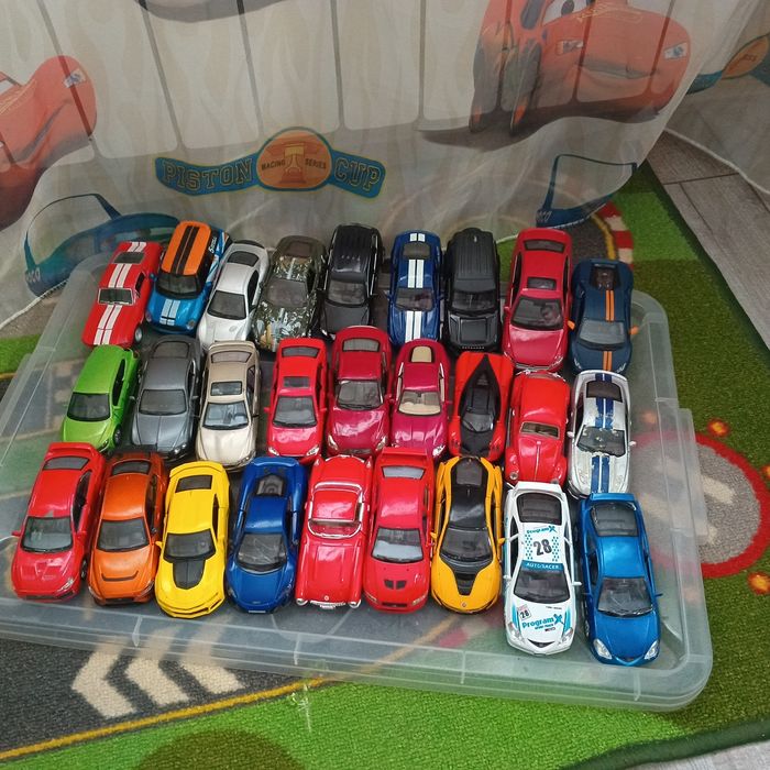 Моделі Kinsmatr Welly Кінсмарти Веллі Автосвіт, Porsche 911 gt3 police