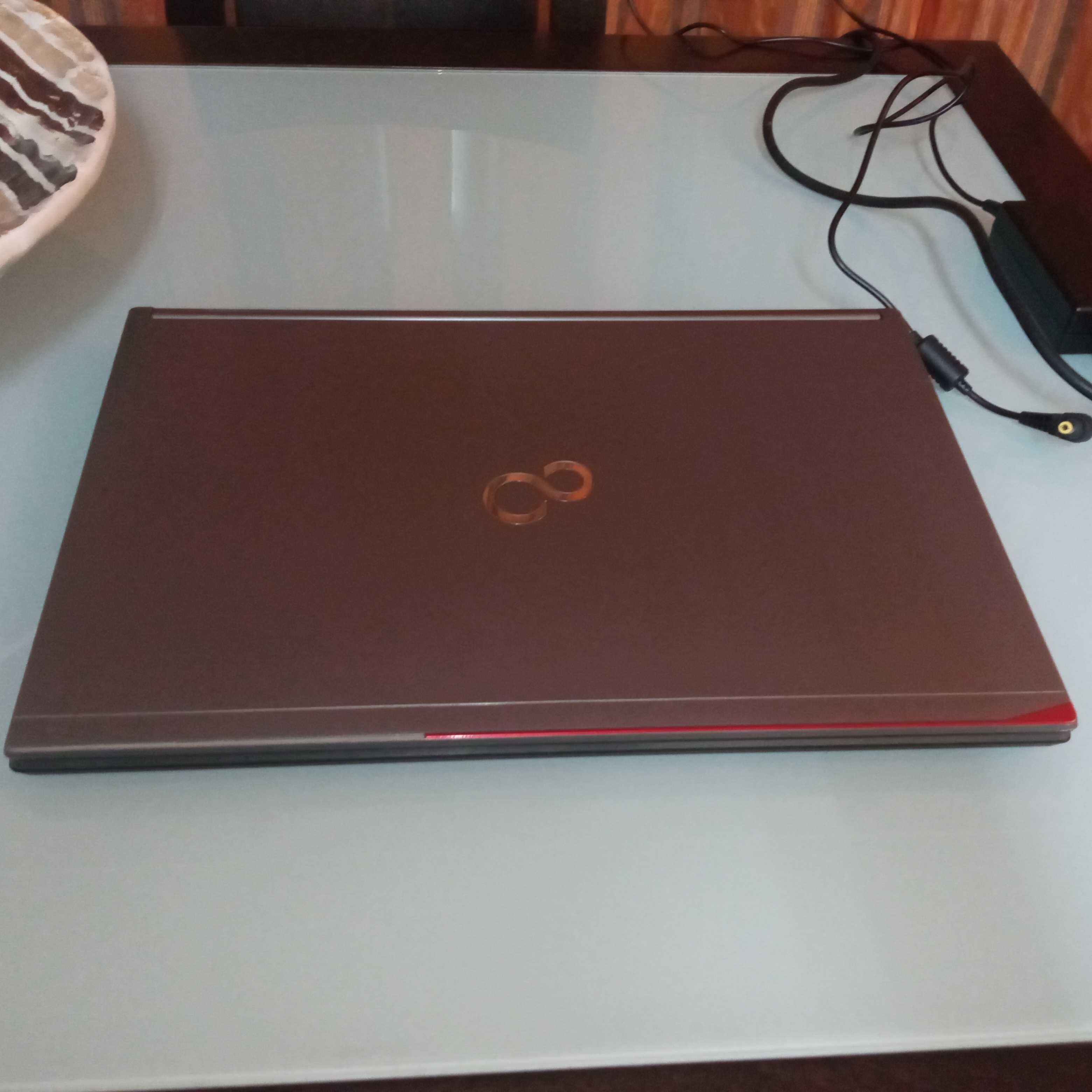 Computador Portatil Fujitsu Lifebook E756 I5 8GB ram 500GB hdd