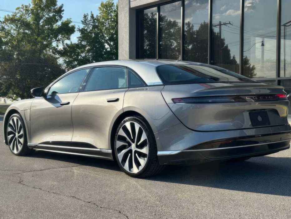 Lucid Air Grand Touring      2022