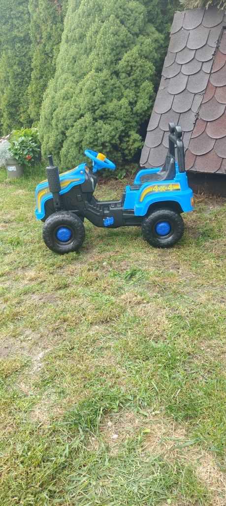 Jeździk Traktor dla dzieci