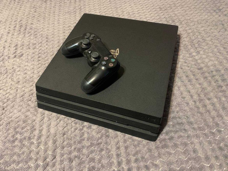 продам ps4 pro 1TB