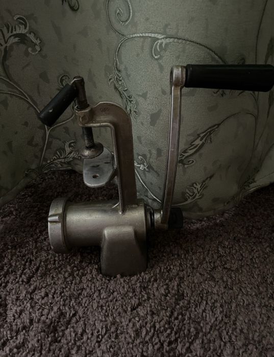 Ручная мясорубка ссср