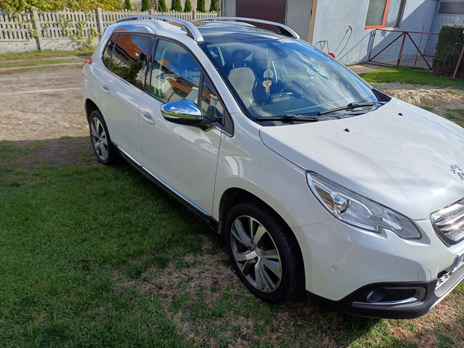 Peugeot 2008 Biała perła