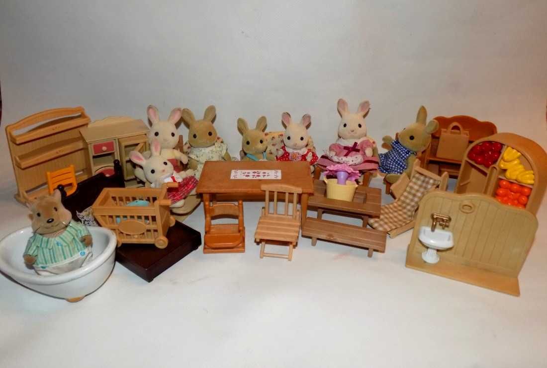 Набор семья шоколадных кроликов c мебелью Epoch Sylvanin Families