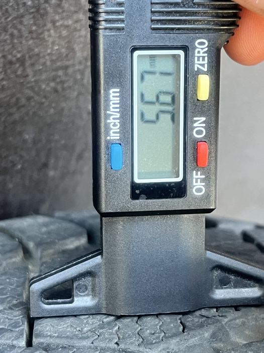 4 шини pirelli sottozero 3 Італія 215 50 R18 2018 рік 5.5-6мм