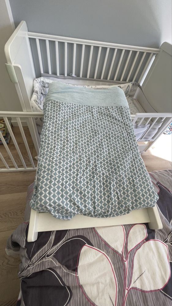 Łóżeczko Country Cot 120×60 z materacem, przewijakiem, szufladą +extra