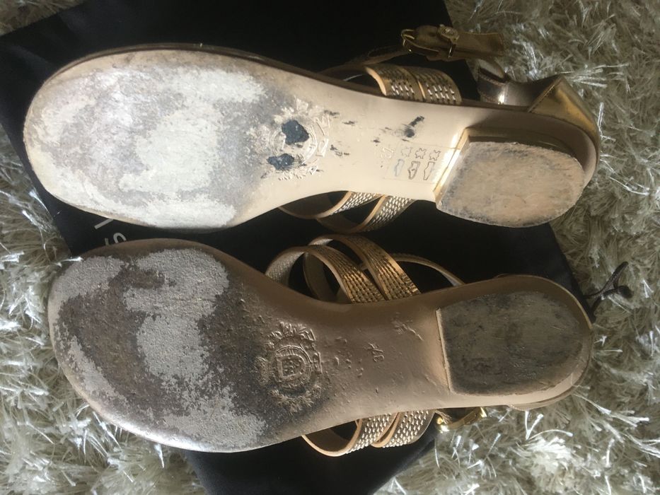 Sandálias douradas Luís Onofre (tam 37)
