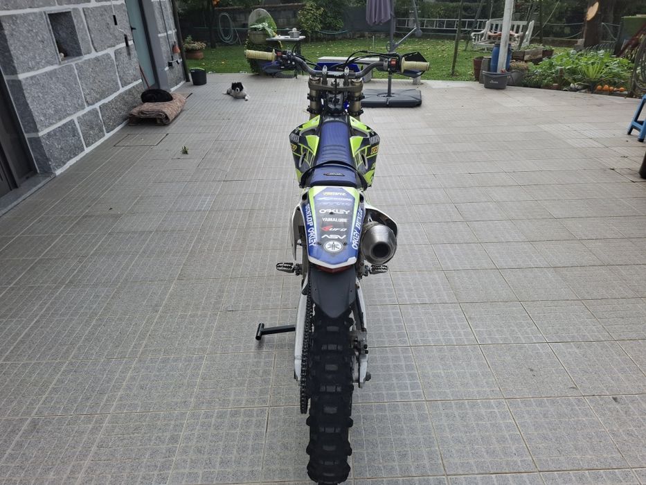 Yamaha yzf 250 matriculada