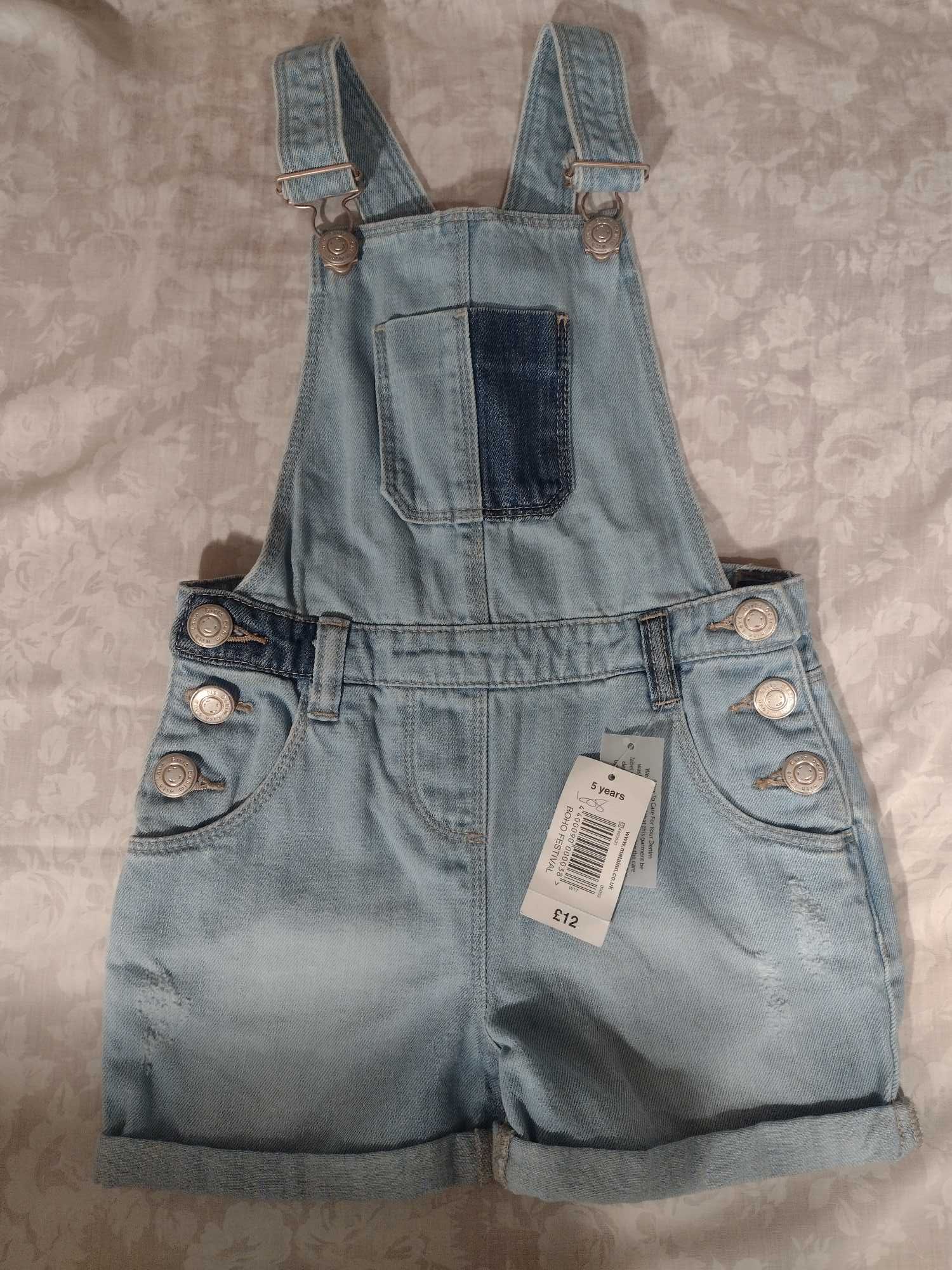 Nowe spodenki na szelkach ogrodniczki dżinsowe r 110 116 jeans